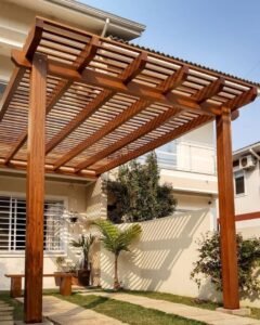 مظلات خشبية 